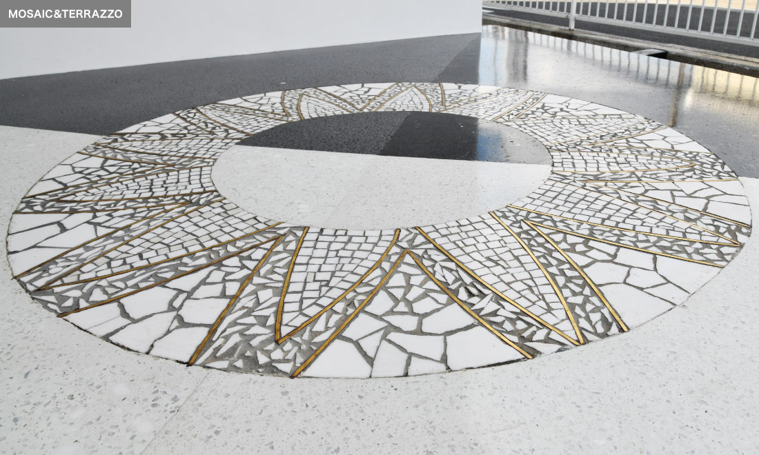 ポリッシュコンクリートで床を鏡面仕上げ｜エルエックス